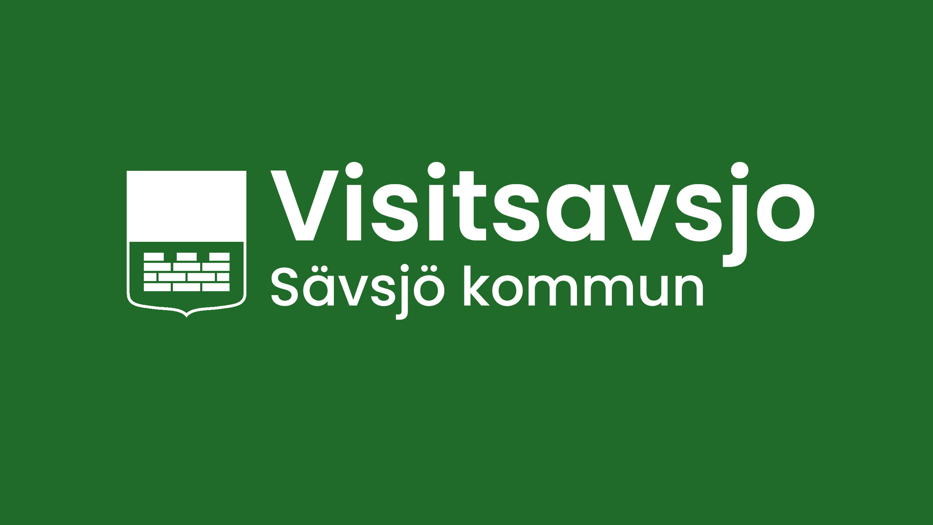 Logotyp för Visitsavsjo på grön bakgrund.